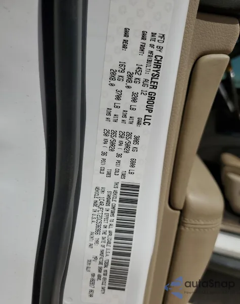 2013 Jeep Grand Cherokee Overland из США, поврежденный, VIN 1C4RJFCT2DC536966